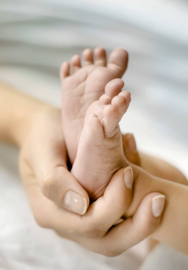 02 Neugeborenen Fotograf Köln