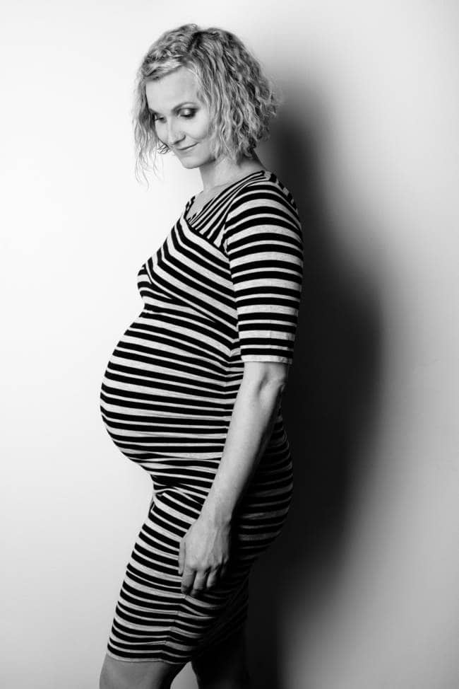 09 Schwangerschaft Schwarz Weiß NRW