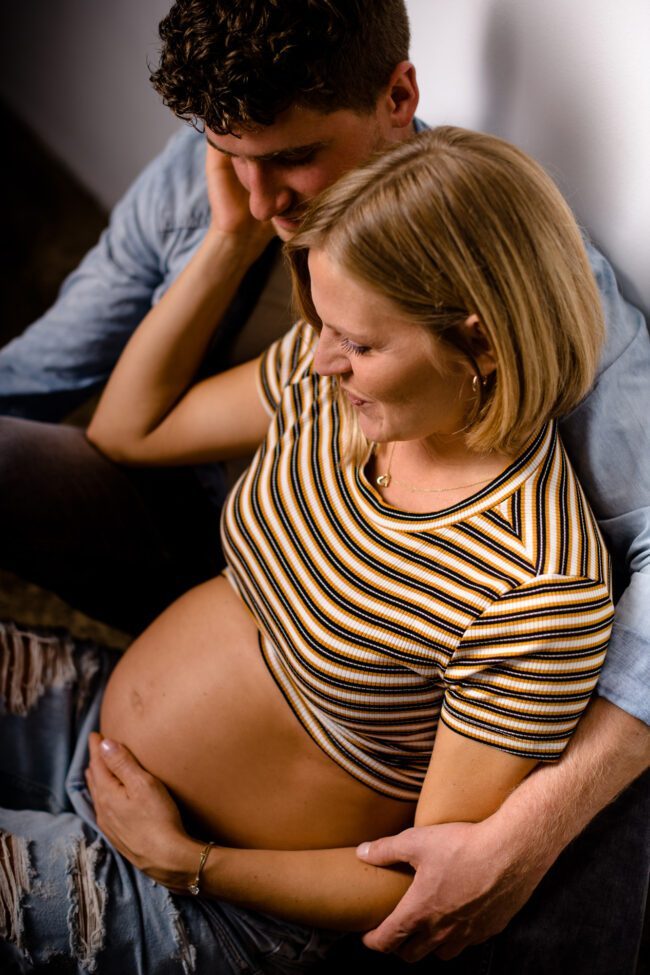 Pregnant Photographer 5