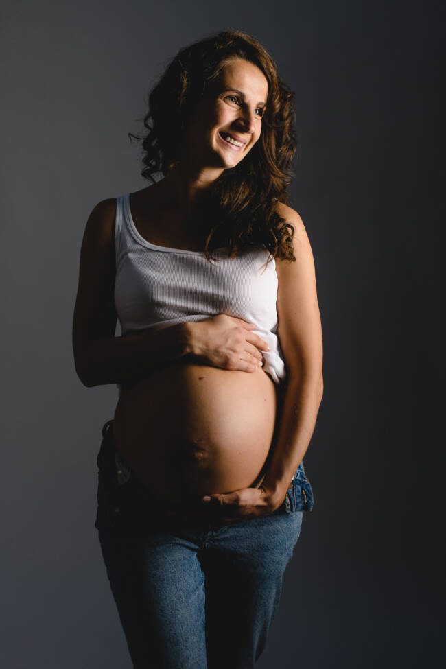 Babybauch im Studio Koeln
